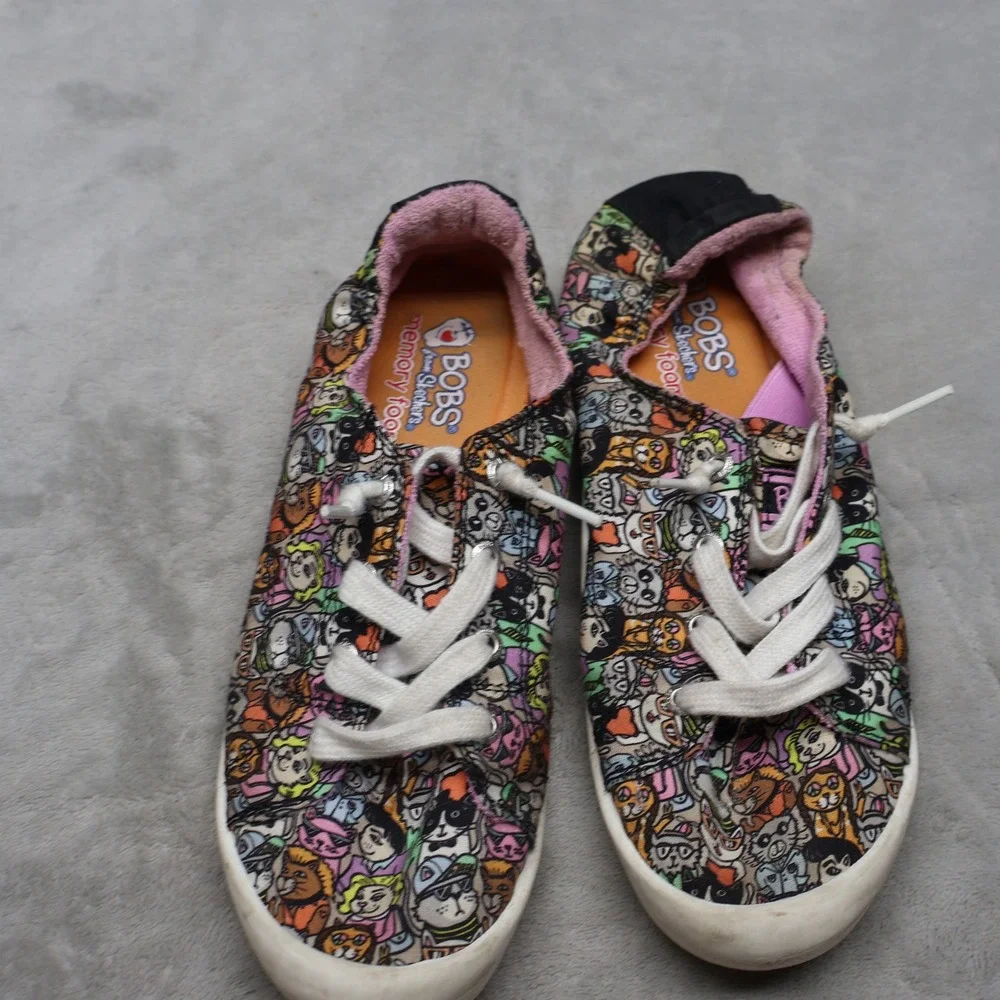 Skechers BOBS Women 9 Sneakers White Cat Print Slip On Beach Bingo Classy Casual